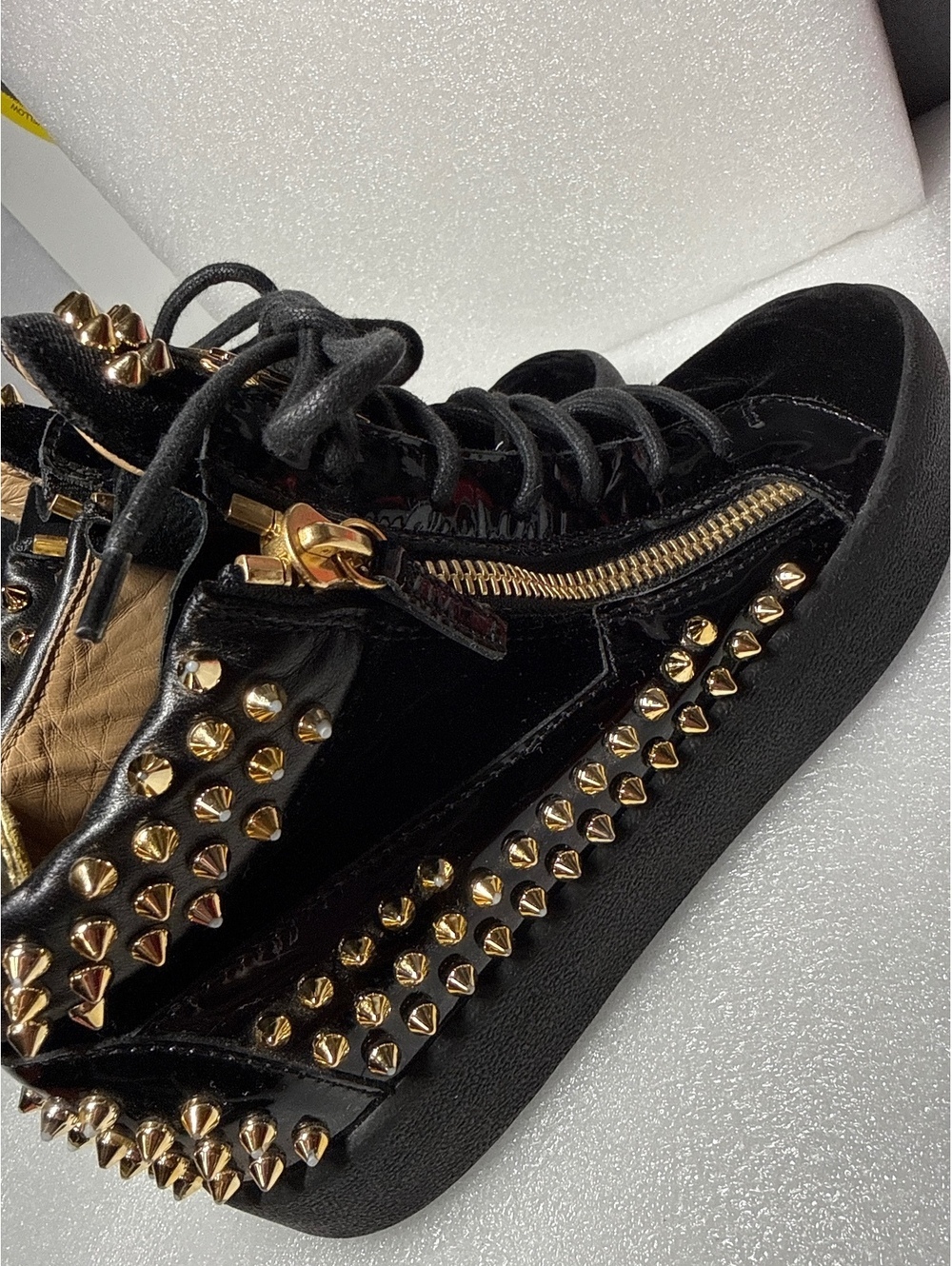 Giuseppe Zanotti Kriss Black Velvet Gold Studded Mid-Top Sneakers Size 41 🇮🇹